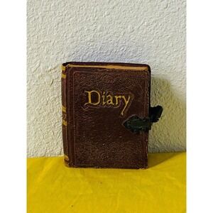 Diary‎ Knickknack